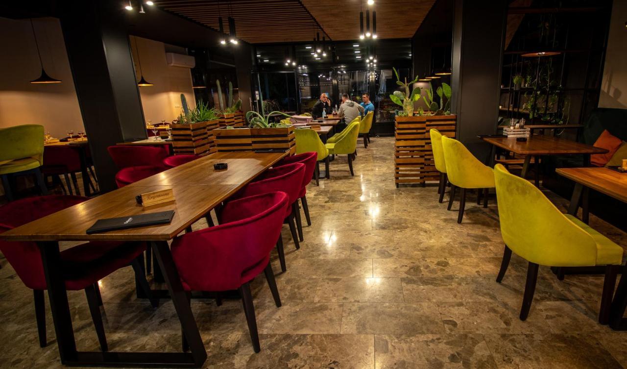 בוגוינו Hotel Villa Grande מראה חיצוני תמונה