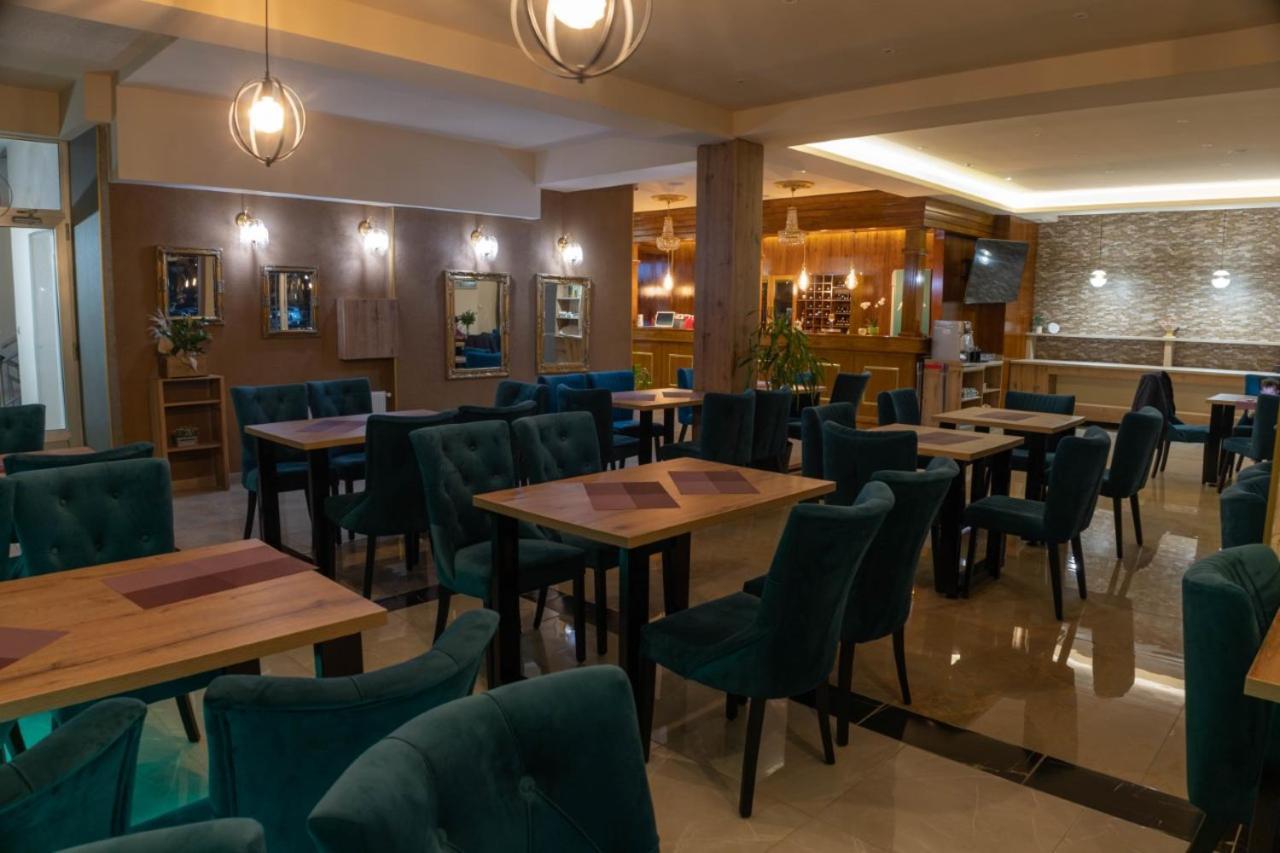 בוגוינו Hotel Villa Grande מראה חיצוני תמונה