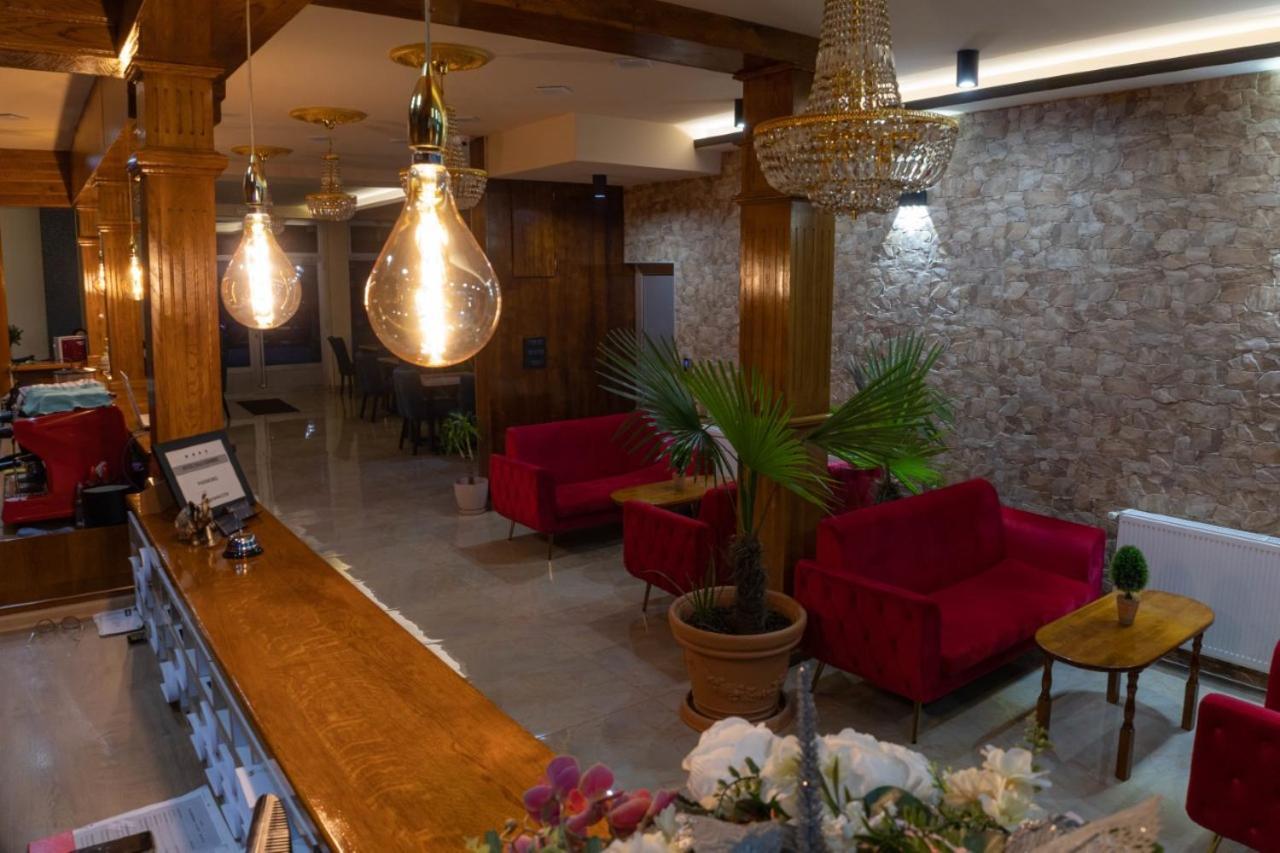 בוגוינו Hotel Villa Grande מראה חיצוני תמונה